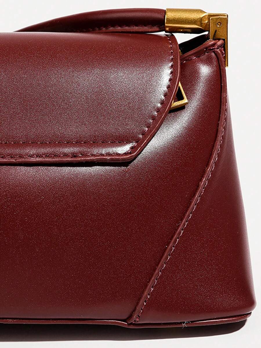 LOQUET — Retro Flap Baguette Bag