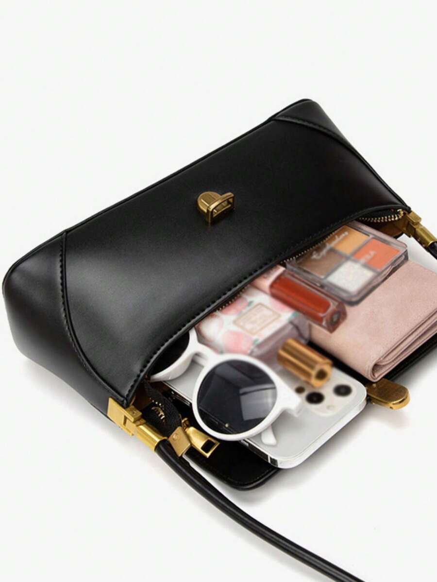 LOQUET — Retro Flap Baguette Bag