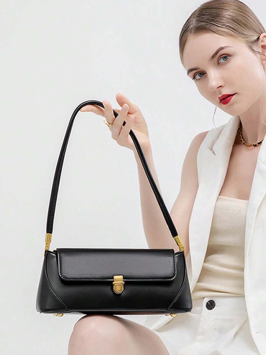 LOQUET — Retro Flap Baguette Bag