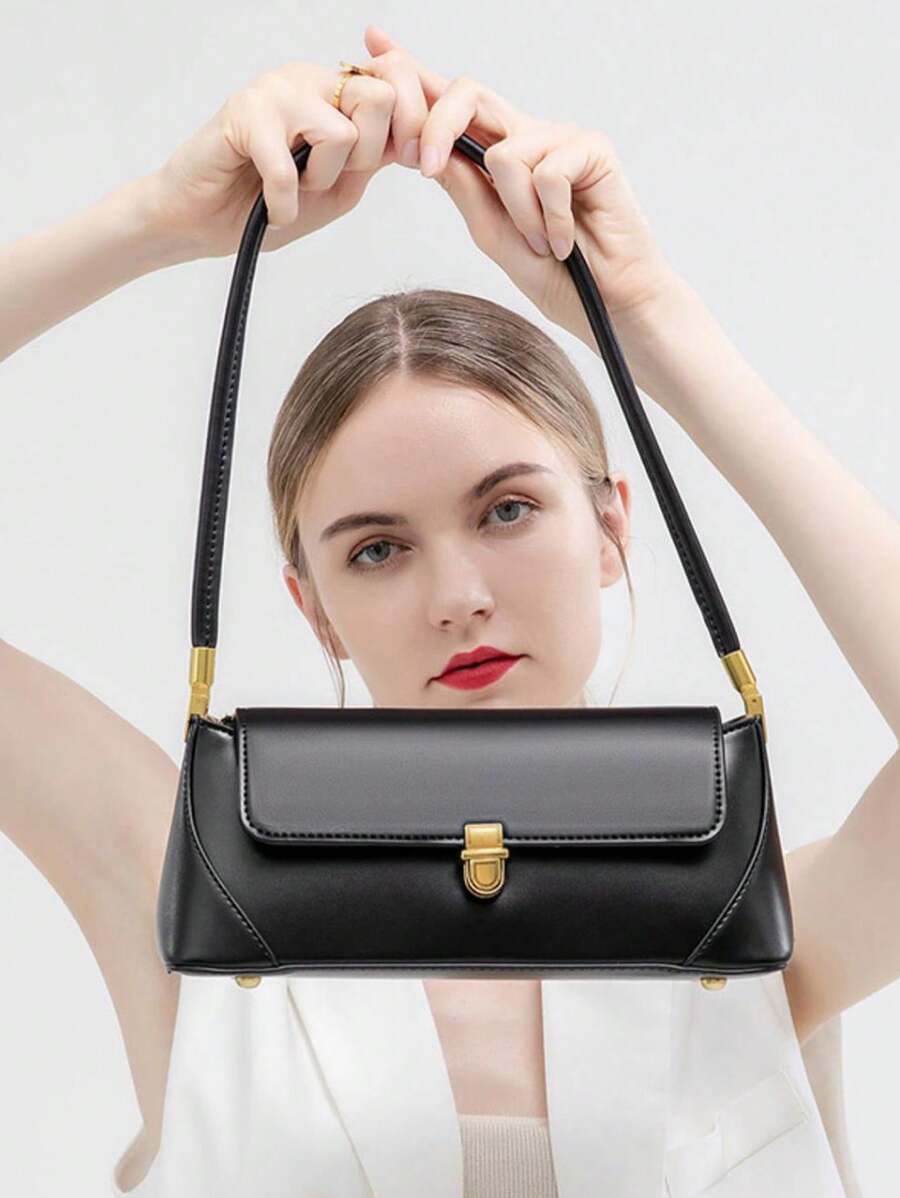 LOQUET — Retro Flap Baguette Bag