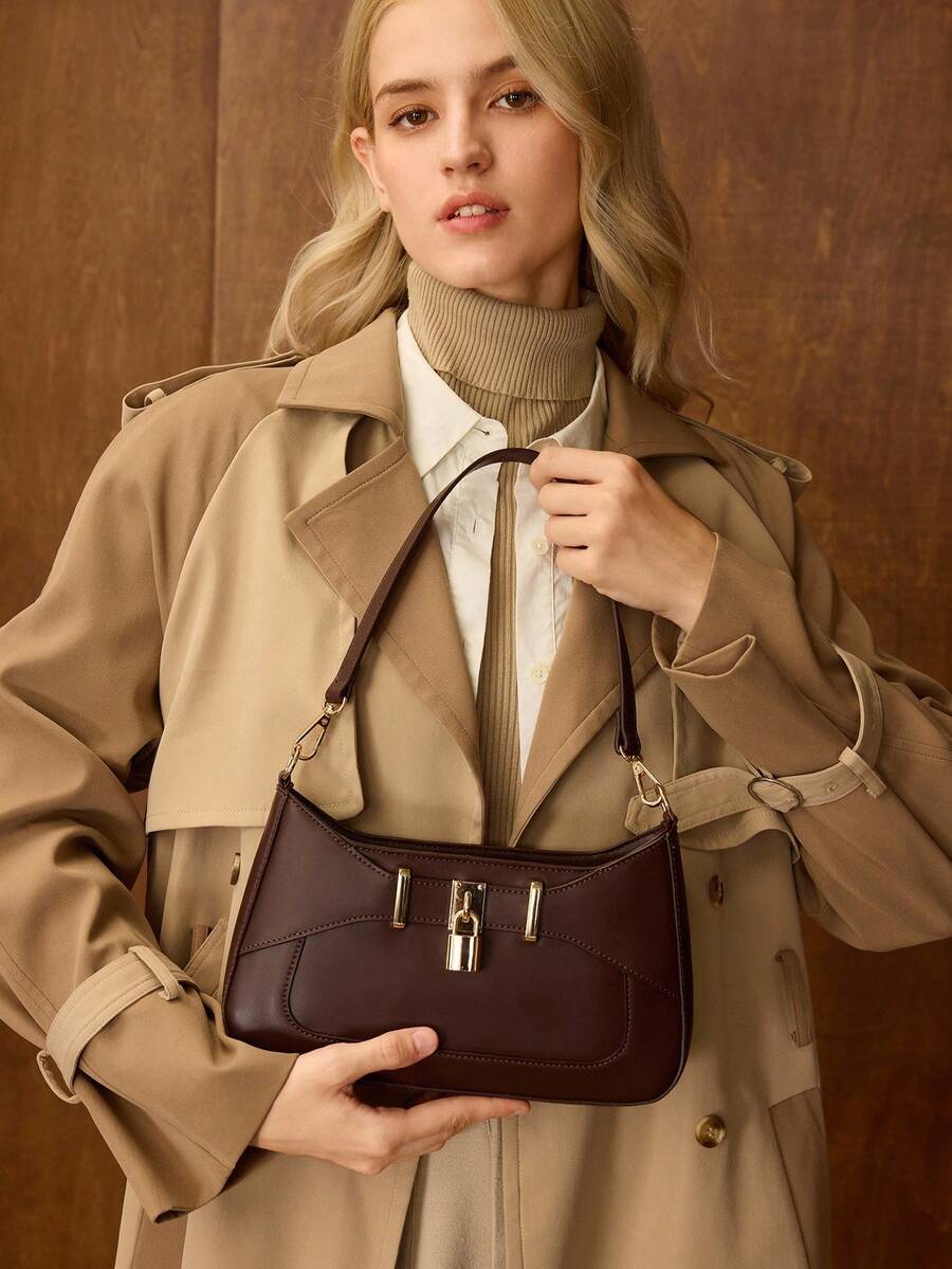 FERMOIR — Buckle Detail Shoulder Bag