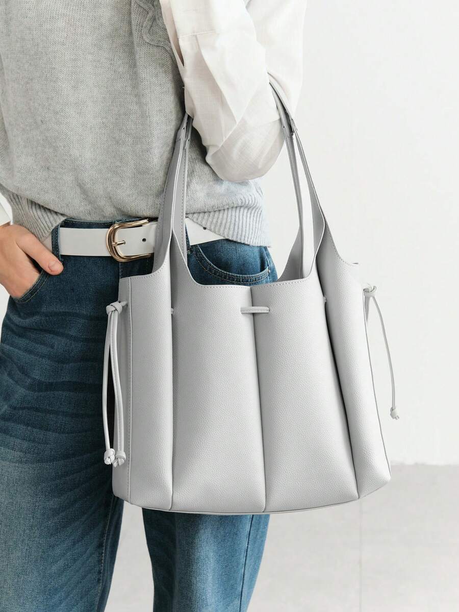 GRISÉ — Asymmetric Pocket Tote Bag