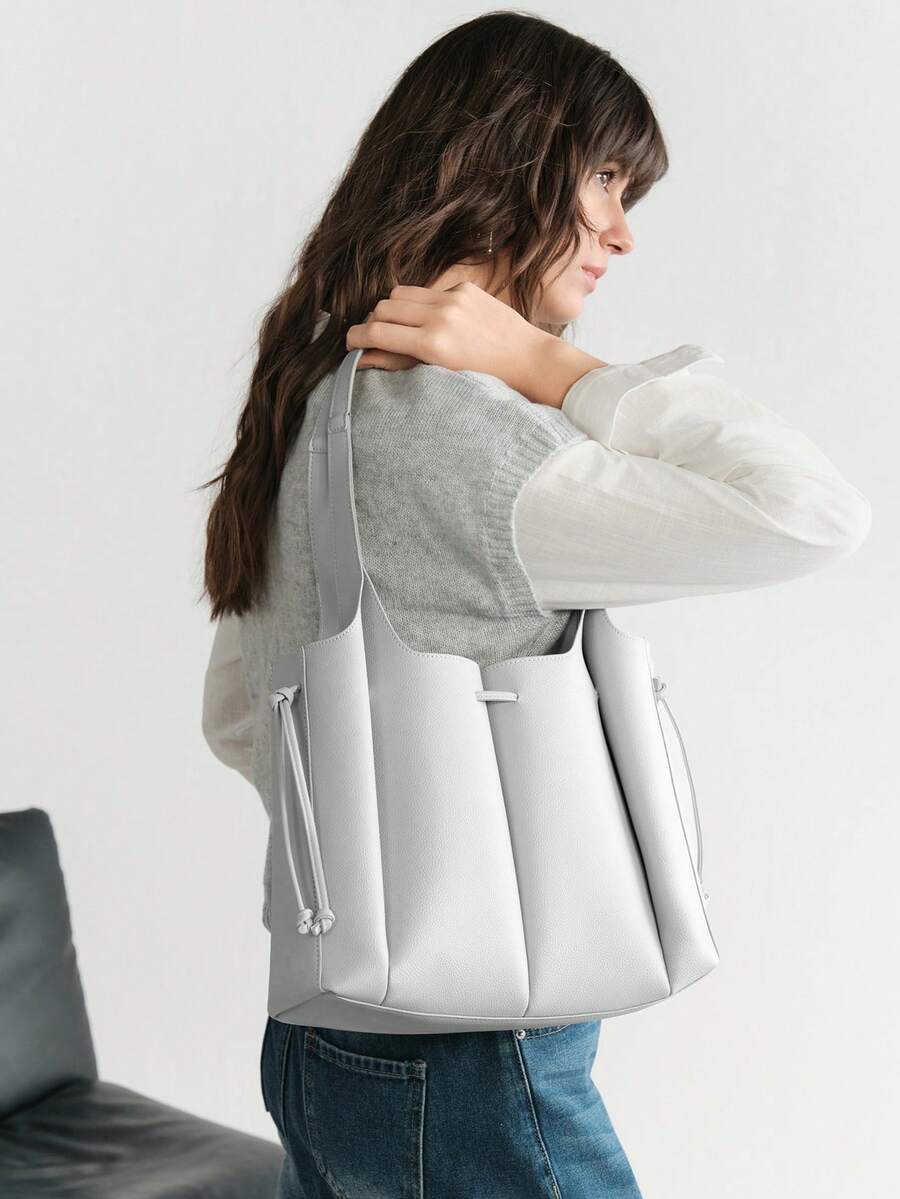 GRISÉ — Asymmetric Pocket Tote Bag