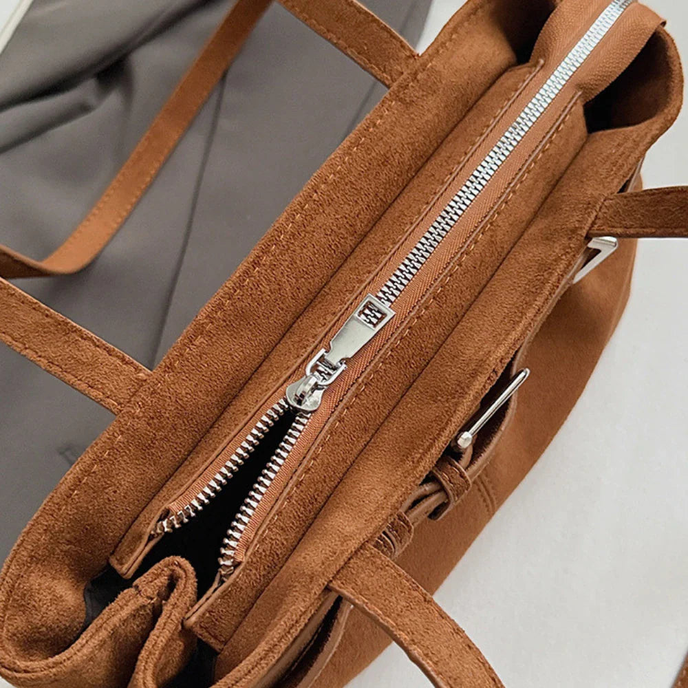 Sela | Shoulder Bag